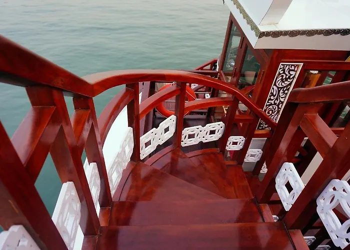  Oriental Sails Cruise 3*