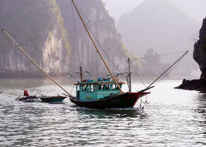 Oriental Sails Cruise