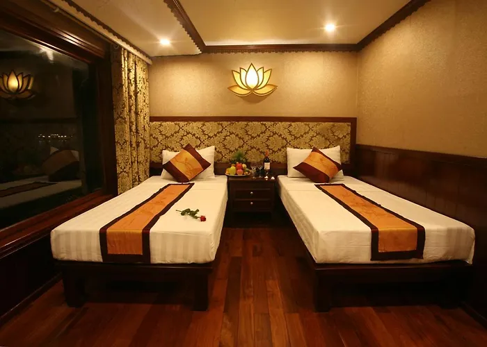 Oriental Sails Cruise 3* Hạ Long